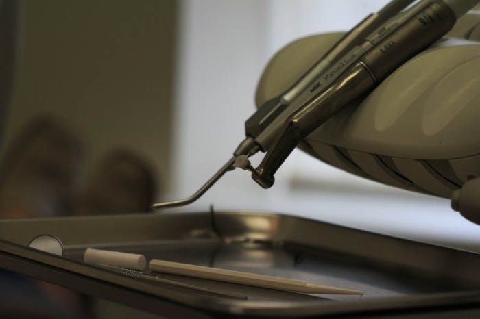 Еще один повод для страха: стоматолог вырвал почти 4000 здоровых зубов Еще один повод для страха: стоматолог вырвал почти 4000 здоровых зубов