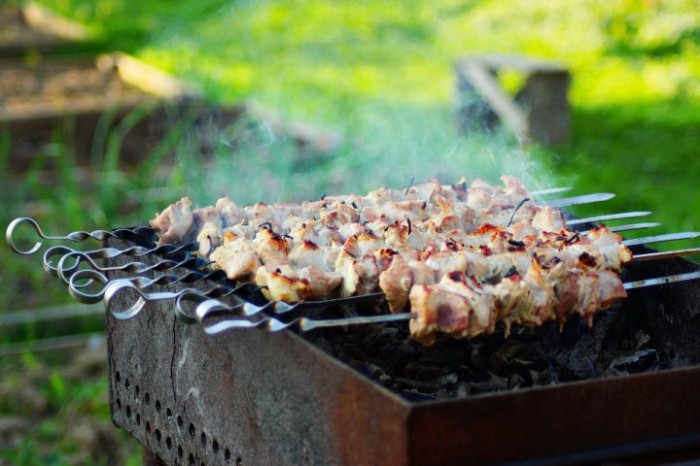 В Беларуси ищут менеджера по шашлыкам на удаленку. Сколько готовы платить В Беларуси ищут менеджера по шашлыкам на удаленку. Сколько готовы платить