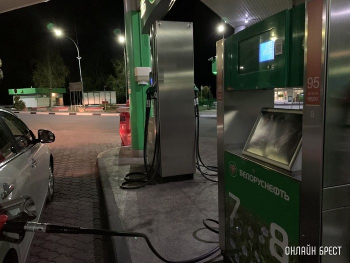 «Элитный» бензин подорожает в Беларуси